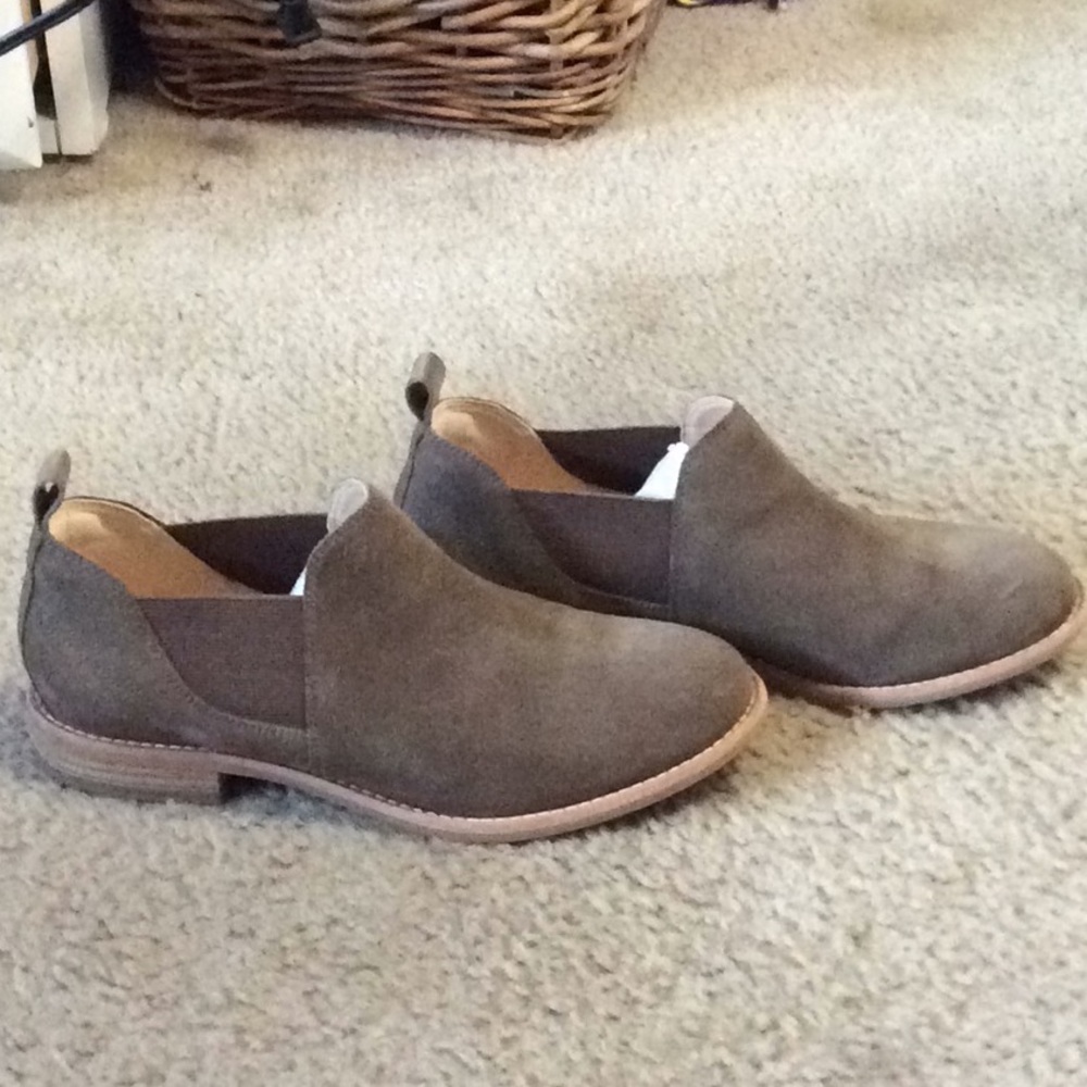 Clark’s Suede Booties